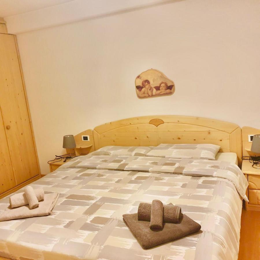 P&F Apartment אורטיסיי מראה חיצוני תמונה